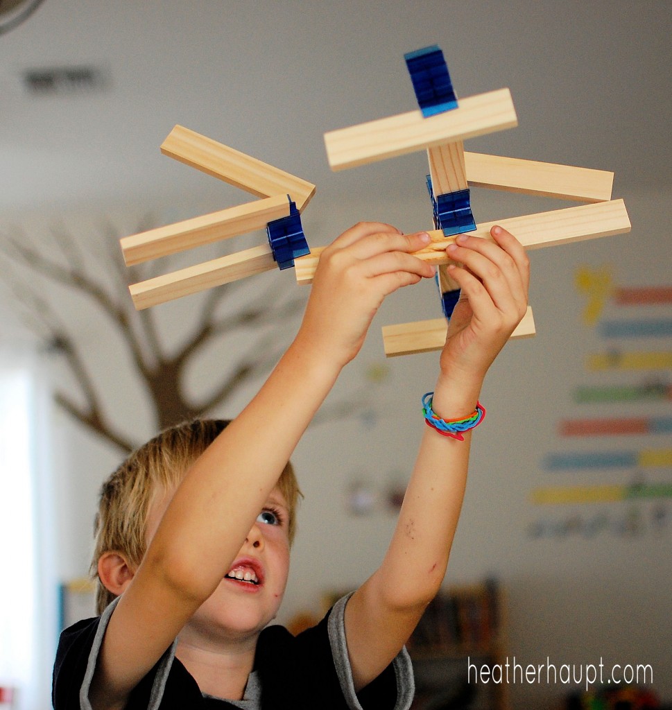 BionicBlox - Soar high with these engaging STEM toys for kids!